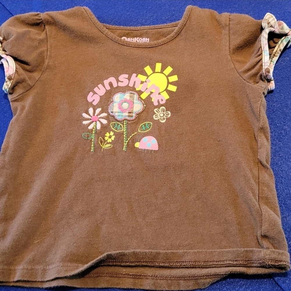 🌻 4 for$15 🌻 Brown 18 month Oshkosh sunshine T-shirt